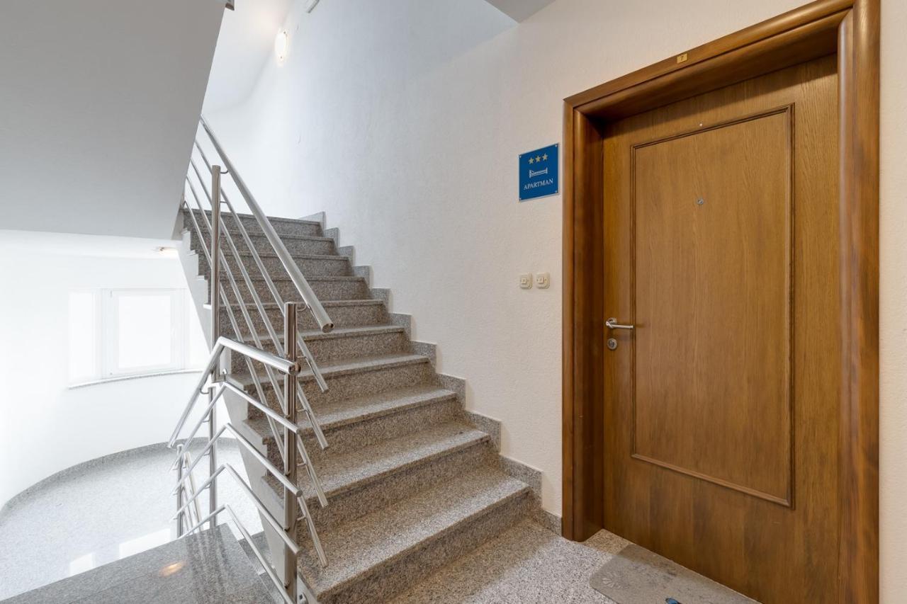 Alisa Apartment Ližnjan